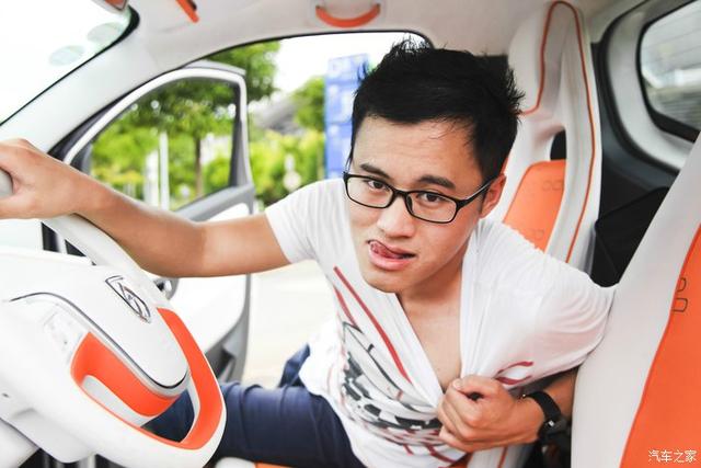 这是1辆回头率超过法拉利的“玩具车” 来自广西独家——宝骏E100