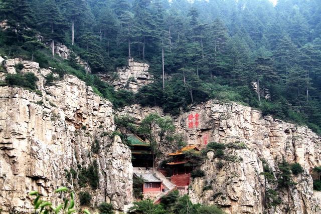 中国有两座名山,读音一模一样,令狐少侠都搞不