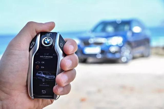試駕今年排面最足的SUV，Q5和GLC這回已無(wú)路可逃！