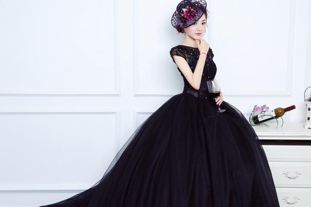 黑色婚纱图片_婚纱图片(2)
