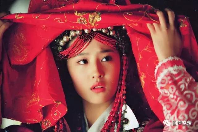 来看看10年前古装剧穿嫁衣的李玉湖杜冰雁赵灵儿小倩白娘子秀禾