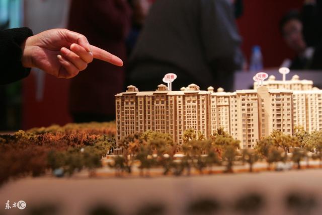 凭什么你哥生意出问题要我们卖房子还债,他家