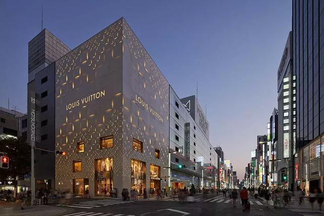 dior,lv,prada ··· 每个顶级品牌店面都是城市风景
