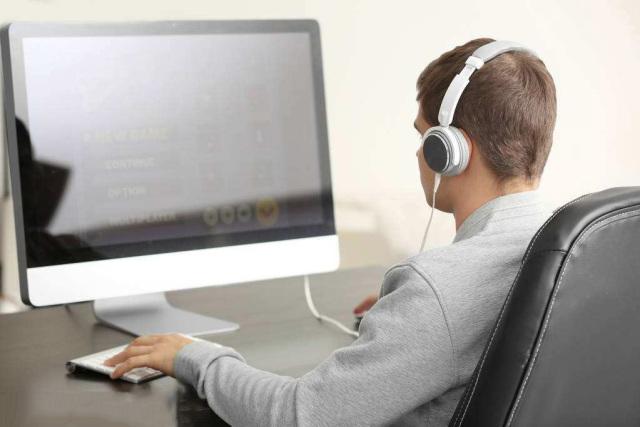 绝地求生:玩吃鸡总是头晕?简单2招,助你彻底告