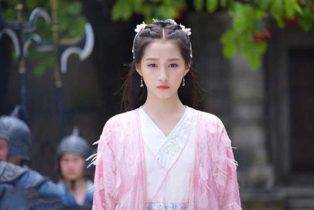 关晓彤古装最美图片