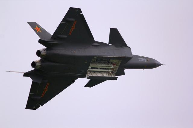 中国空军正在飞速发展,世界各国的空军实力或