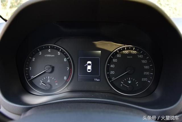 8万合资小钢炮,舒适不弱于威驰,操控性也不会输菲翔