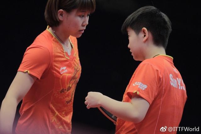 孙颖莎陈幸同3-0夺首冠,通杀组合无敌3冠王,女双最强战斗机