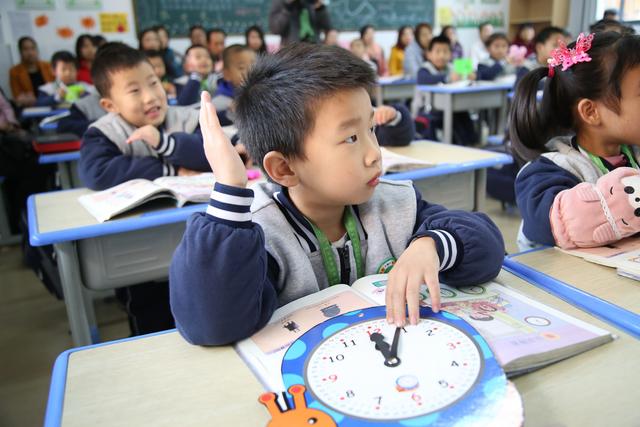 西安高新新徽学校开展教学开放日暨家长会活