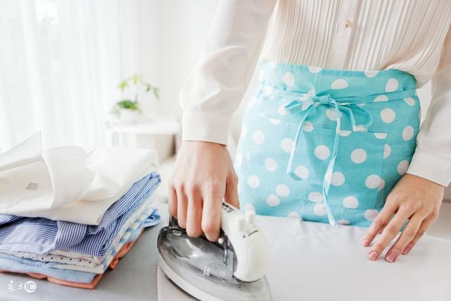 新买的羊毛衣洗一次缩水怎么办?缩水羊毛衣还