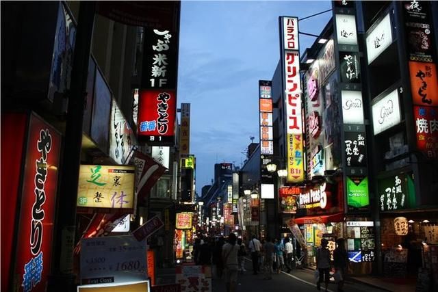 日本人说韩国游客素质最低,韩国却说那是中国