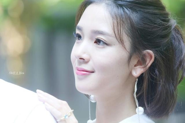 168的陈瑶却有婴儿般的童颜,网友:是不是岳绮罗捕食太多了?