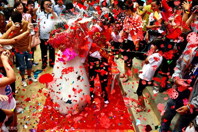 农村娶媳妇到底有多贵?彩礼钱够父母生活二十