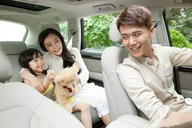 卖房给老公创业,他说疼我一辈子,看见她和女人