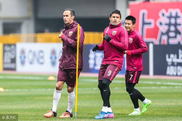 2018冬季转会名单汇总 一方接连引强援 权健上