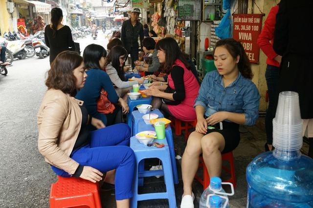 外国人问为何越南人长得像中国人?