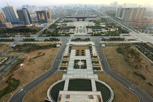 江苏面积第一县级市:号称省计划单列市,经济却