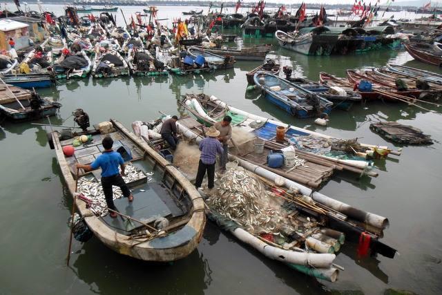 中国唯一从镇升级为市的城市，成为市之后，游客络绎不绝