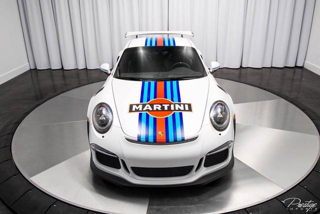 保时捷911 gt3 rs,经典的马天尼涂装!