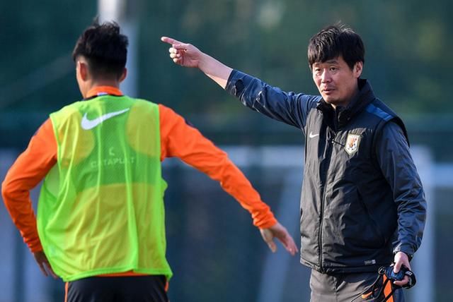 能广州集训终迎来外籍助教,李霄鹏带队都练了