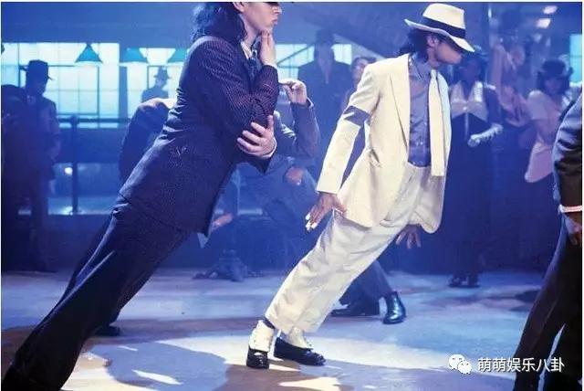 郭富城45度倾斜