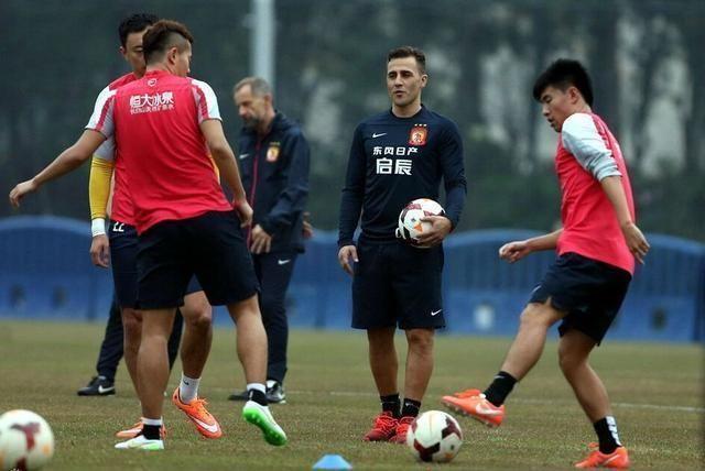 超级杯申花检验恒大中超成色,卡帅输不起,新兽