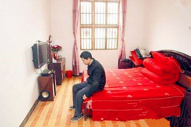 安康女子未婚同居一年多想分手,男方坚称不退