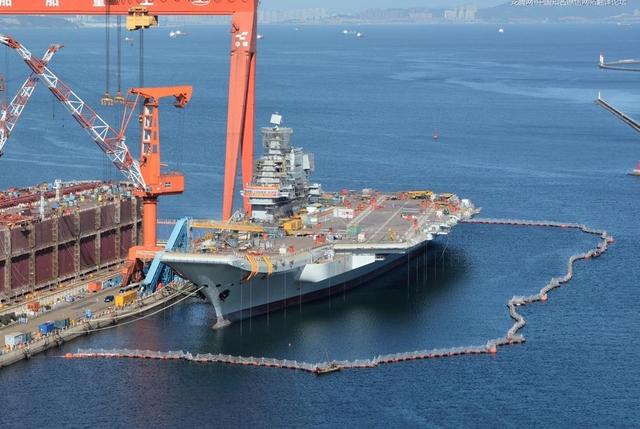 002航母开始海试!2018年下半年入列!