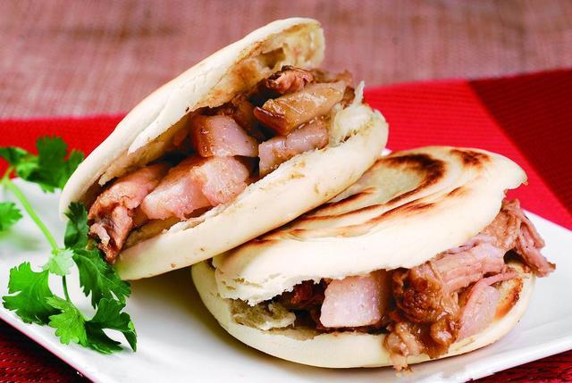 中国美食: 江苏肉夹馍!