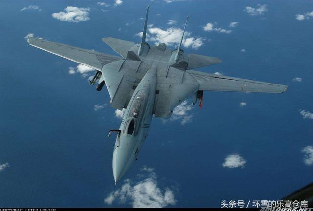 乐高军事MOC大赏:那些年我们追过的变后掠翼