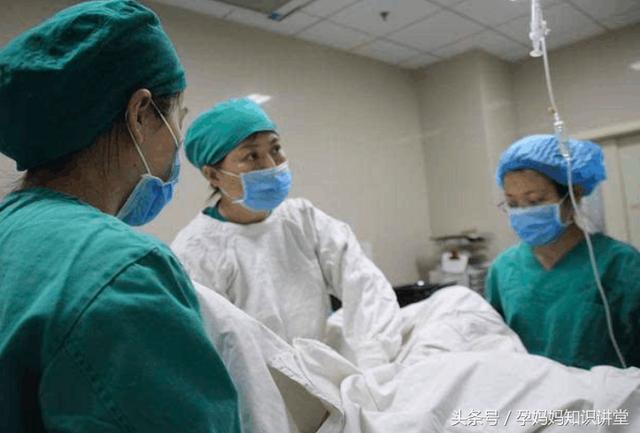 自己可能遭遇大小便失禁……其实在顺产过程中,孕妇出现大小便失禁
