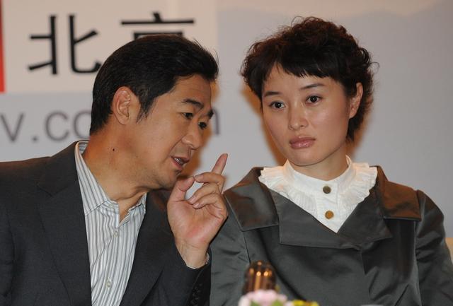 张国立爱家何冰也不令色怕老婆是好事,不怕老婆的男人不是男人