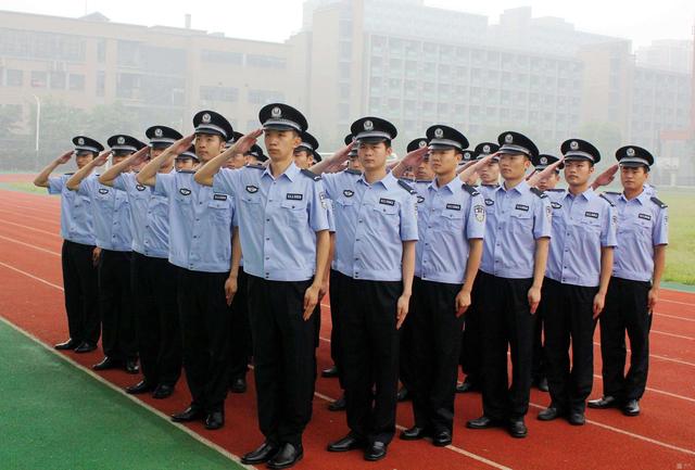 普通大学大一学生,能转到公安大学警察学院学习公安专业吗