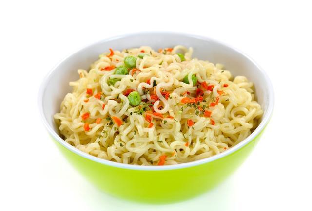 长期吃方便面有哪些危害?