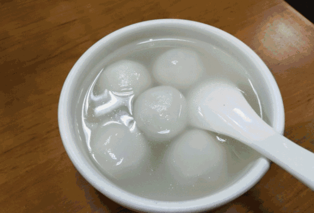 甜的叫汤圆,咸的叫元宵