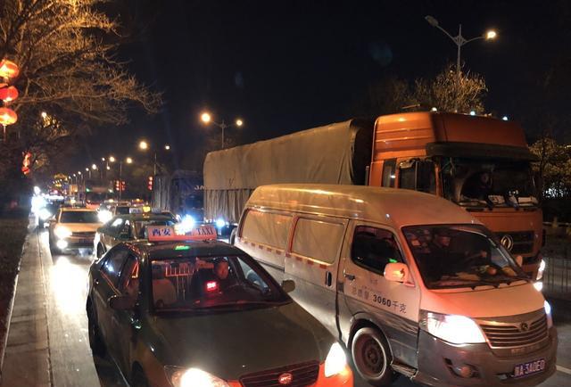 交通事故随便就认全责,你是不是傻?