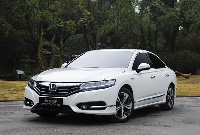 比电动车更靠谱 空间大动力足 重点是确实省油