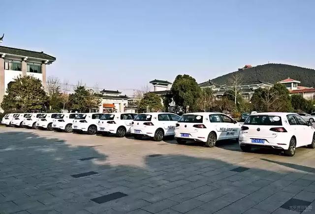燃,就现在!一汽-大众全新高尔夫徐州试驾会,趴在地上飞