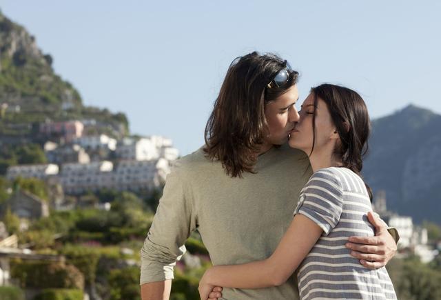 从同学会回来,老婆就一直挑毛病,原本幸福的婚姻只剩下争吵