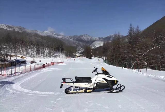 一下雪,西安就变成了长安,北京就成了北平,而神