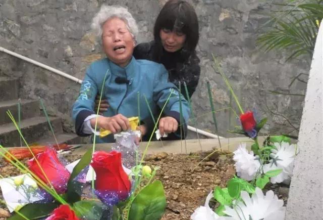 祖国，请不要忘记我们！