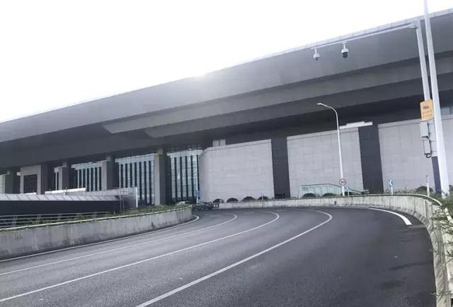 注意了！这些地方违停抓拍将全面升级，一不小心就会被扣分……