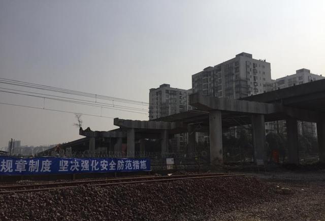 成都日月大道进入改造 完工后将敞开跑