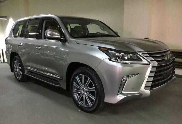 新款雷克萨斯LX570实车效果图 港口现车充足颜色齐全
