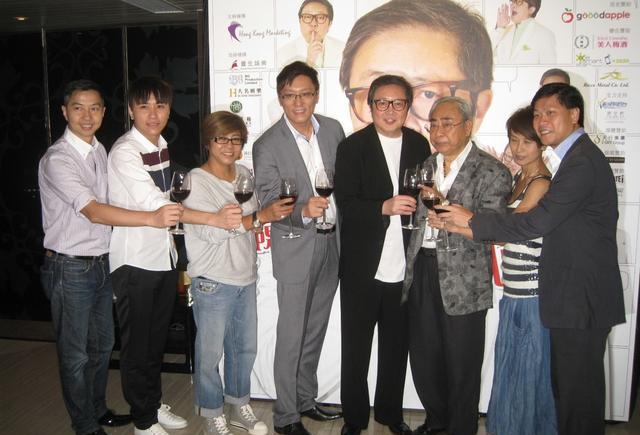 《芳华》遇冷的画外音:狂欢后的寂寞,小地方难