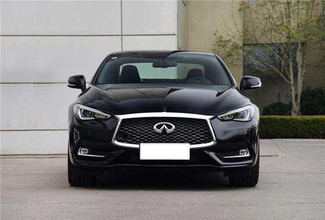 这车挂英菲尼迪的标，发动机变速箱全部用奔驰的，纯进口也没人买