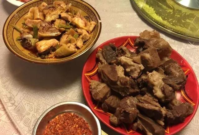 这个春节,感受德格,行走极致美食与神圣藏风光大岗文化图片