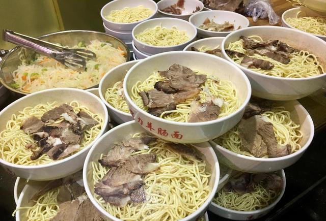 青海西宁这种面条看了反胃吃了难忘 外地吃不