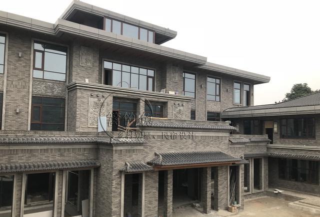 3个亿!贵阳土豪自建三层中式合院湖景别墅完工实景曝光!