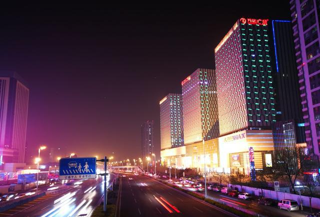 天津万达广场的夜景-妖娆迷人